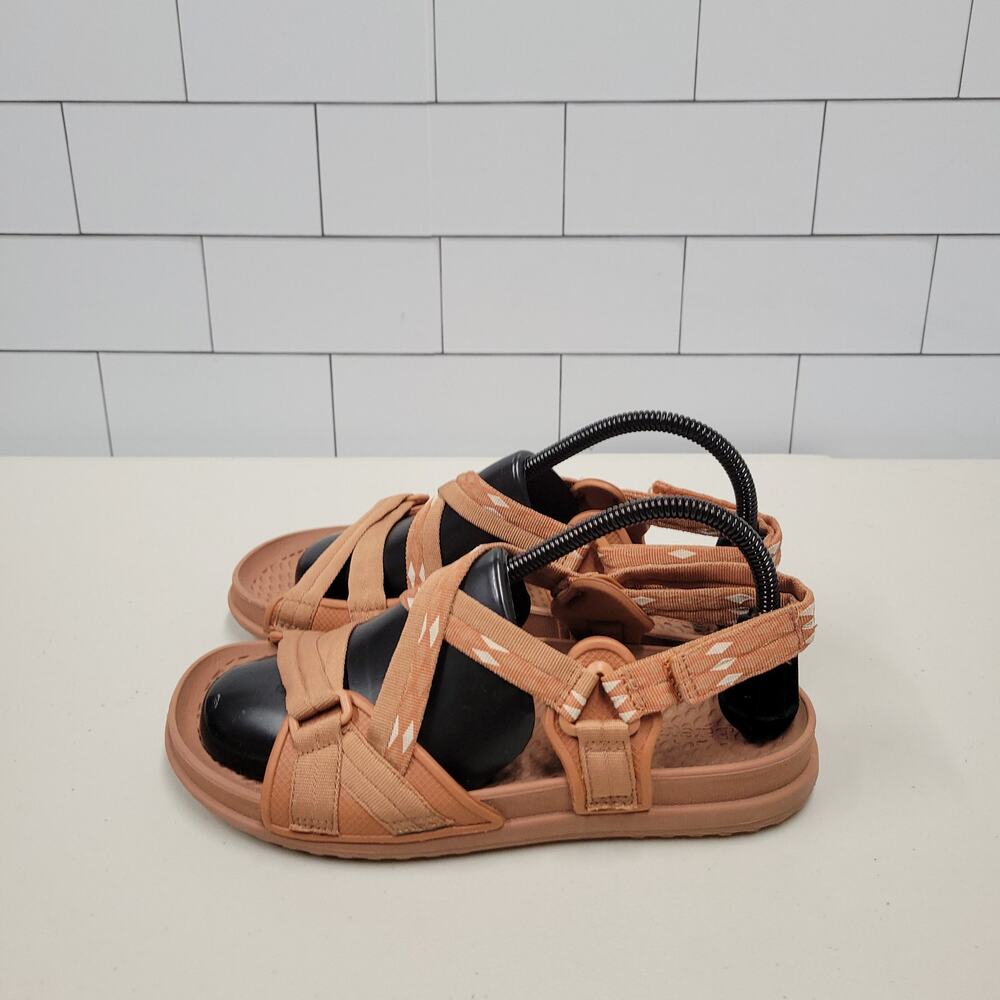 Baretraps Women’s Size 8M Sport Sandals Terracotta Strappy Outdoor Comfort